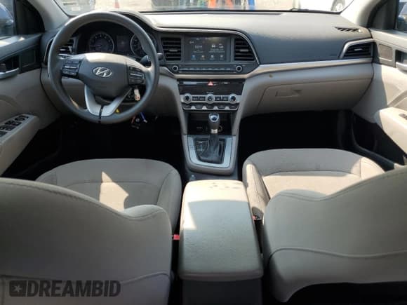 ✅ 2020 Hyundai Elantra SEL • VIN: 5NPD84LF1LH571845 • Lot: 66881265. Listed on Copart with 91,136 mi. Free auction sales archive from the USA and detailed vehicle history report at DreamBid. Image 8.