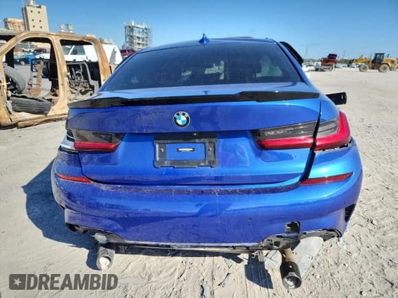 ✅ 2021 BMW 3 Series 330i • VIN: 3MW5R1J04M8C02722 • Lot: 93474165. Wystawiony na Copart z przebiegiem Nie podano. Bezpłatny archiwum sprzedaży aukcyjnych z USA i szczegółowy raport historii pojazdu na DreamBid. Zdjęcie 6.