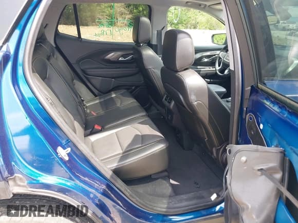 ✅ 2020 GMC Terrain SLT • VIN: 3GKALVEV5LL135015 • Lot: 42183360. Listed on IAAI with 95,549 mi. Free auction sales archive from the USA and detailed vehicle history report at DreamBid. Image 8.