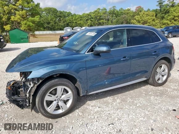 ✅ 2018 Audi Q5 Premium Plus • VIN: WA1BNAFY5J2084846 • Lot: 90057205. Listed on Copart with 30,436 mi. Free auction sales archive from the USA and detailed vehicle history report at DreamBid. Image 1.