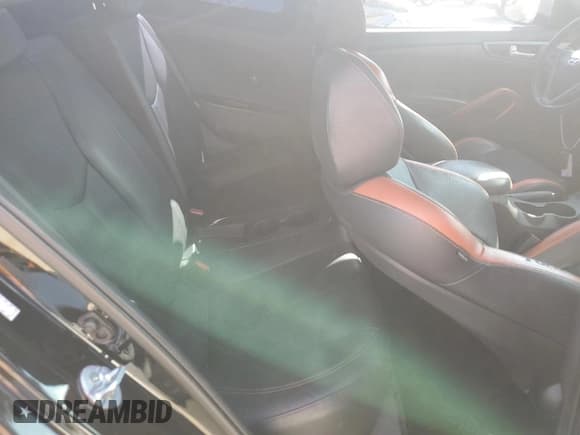 ✅ 2016 Hyundai Veloster Turbo R-Spec • VIN: KMHTC6AE5GU257011 • Lot: 69742065. Wystawiony na Copart z przebiegiem 104 711 mil. Bezpłatny archiwum sprzedaży aukcyjnych z USA i szczegółowy raport historii pojazdu na DreamBid. Zdjęcie 10.