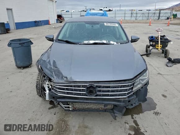 ✅ 2016 Volkswagen Passat S • VIN: 1VWAT7A33GC041693 • Lot: 94745355. Listed on Copart with 131,116 mi. Free auction sales archive from the USA and detailed vehicle history report at DreamBid. Image 5.