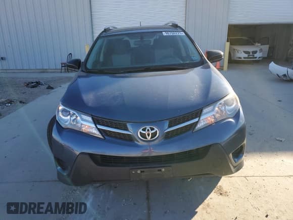 ✅ 2014 Toyota RAV4 LE • VIN: JTMBFREV9ED068717 • Лот: 90760225. Опубликован ранее на Copart с пробегом 122 836 миль. Бесплатный доступ к архиву аукционных продаж из США и подробный отчёт об истории автомобиля на DreamBid. Изображение 5.