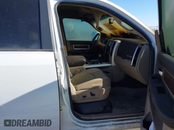 ✅ 2010 Dodge 1500 SLT • VIN: 1D7RV1CT0AS212641 • Lot: 43496349. Listed on IAAI with Not provided. Free auction sales archive from the USA and detailed vehicle history report at DreamBid. Image 5.