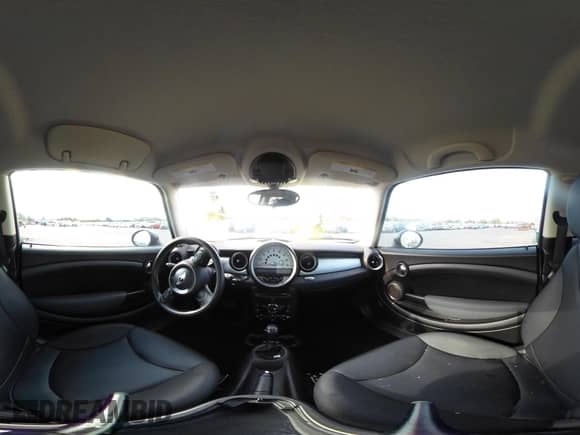 2011 MINI Hardtop with VIN WMWSU3C58BT091720, listed as a IAAI auction lot 42875190 with 60,918 mi miles and . Bid and sale history available at DreamBid. Image 20.