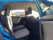 ✅ 2018 Toyota RAV4 XLE • VIN: JTMWFREV3JJ725539 • Lot: 43540960. Listed on IAAI with 76,915 mi. Free auction sales archive from the USA and detailed vehicle history report at DreamBid. Image 8.