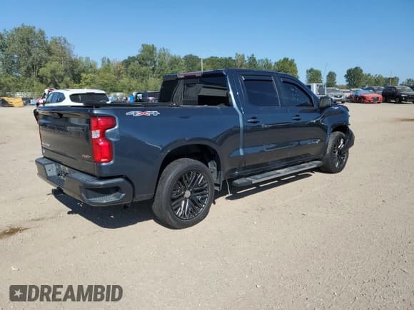 ✅ 2019 Chevrolet Silverado 1500 RST • VIN: 1GCUYEED1KZ124196 • Лот: 84453665. Опубликован ранее на Copart с пробегом Не указан. Бесплатный доступ к архиву аукционных продаж из США и подробный отчёт об истории автомобиля на DreamBid. Изображение 3.