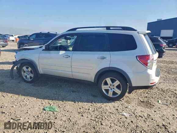 ✅ 2010 Subaru Forester X Limited • VIN: JF2SH6DC7AH751075 • Lot: 93960285. Listed on Copart with 141,027 mi. Free auction sales archive from the USA and detailed vehicle history report at DreamBid. Image 2.