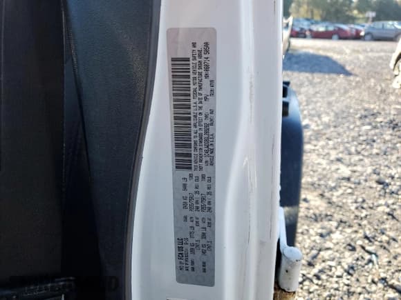 ✅ 2016 Jeep Wrangler Unlimited Sport • VIN: 1C4BJWDG8GL289282 • Лот: 82588405. Опубликован ранее на Copart с пробегом 140 565 миль. Бесплатный доступ к архиву аукционных продаж из США и подробный отчёт об истории автомобиля на DreamBid. Изображение 13.