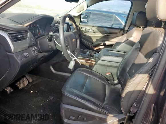 2015 Chevrolet Tahoe LT z VIN 1GNSCBKC9FR633675, wystawiony jako Copart lot #81702415 z przebiegiem 153 617 mil mil oraz Szkoda całkowita • Salvage title. Historia ofert i sprzedaży dostępna na DreamBid. Obrazek 7.