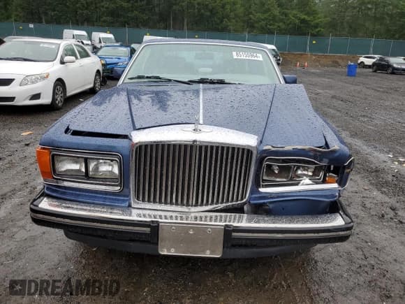 ✅ 1988 Bentley Mulsanne • VIN: SCBZS02B8JCX23789 • Lot: 85155964. Wystawiony na Copart z przebiegiem 28 971 mil. Bezpłatny archiwum sprzedaży aukcyjnych z USA i szczegółowy raport historii pojazdu na DreamBid. Zdjęcie 5.