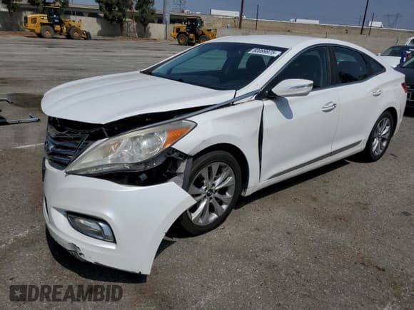 ✅ 2013 Hyundai Azera • VIN: KMHFG4JG1DA250299 • Лот: 60899975. Опубликован ранее на Copart с пробегом 110 110 миль. Бесплатный доступ к архиву аукционных продаж из США и подробный отчёт об истории автомобиля на DreamBid. Изображение 1.