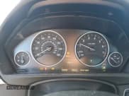 ✅ 2015 BMW 3 Series 328i xDrive • VIN: WBA3B5G57FNS12604 • Лот: 91360235. Опубликован ранее на Copart с пробегом 190 592 миль. Бесплатный доступ к архиву аукционных продаж из США и подробный отчёт об истории автомобиля на DreamBid. Изображение 9.