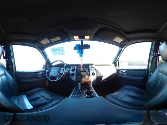 ✅ 2009 Ford Expedition Limited • VIN: 1FMFU19559EB19015 • Лот: 41677108. Опубликован ранее на IAAI с пробегом 170 015 миль. Бесплатный доступ к архиву аукционных продаж из США и подробный отчёт об истории автомобиля на DreamBid. Изображение 18.