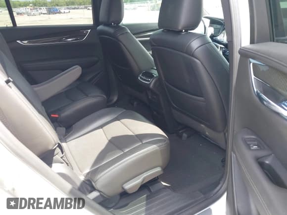 ✅ 2020 Cadillac XT6 AWD Sport • VIN: 1GYKPGRS8LZ226055 • Lot: 43101552. Listed on IAAI with 38,369 mi. Free auction sales archive from the USA and detailed vehicle history report at DreamBid. Image 8.