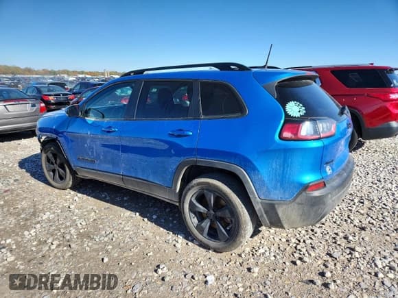 ✅ 2020 Jeep Cherokee Lux • VIN: 1C4PJMLN3LD533354 • Лот: 89549865. Опубликован ранее на Copart с пробегом 108 545 миль. Бесплатный доступ к архиву аукционных продаж из США и подробный отчёт об истории автомобиля на DreamBid. Изображение 2.