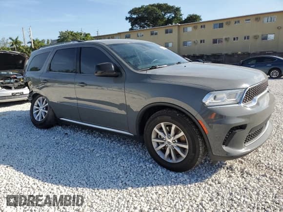 ✅ 2023 Dodge Durango SXT • VIN: 1C4RDJAG4PC574512 • Lot: 42999355. Wystawiony na Copart z przebiegiem 31 301 mil. Bezpłatny archiwum sprzedaży aukcyjnych z USA i szczegółowy raport historii pojazdu na DreamBid. Zdjęcie 4.