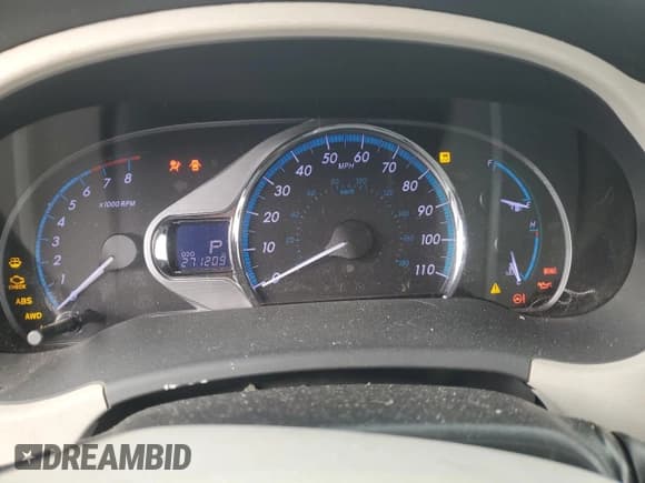 ✅ 2011 Toyota Sienna XLE • VIN: 5TDDK3DC2BS021790 • Лот: 89738505. Опубликован ранее на Copart с пробегом 271 209 миль. Бесплатный доступ к архиву аукционных продаж из США и подробный отчёт об истории автомобиля на DreamBid. Изображение 9.