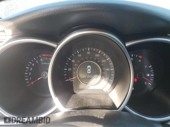 ✅ 2015 Kia Optima LX • VIN: 5XXGM4A7XFG438196 • Lot: 81792735. Listed on Copart with 185,252 mi. Free auction sales archive from the USA and detailed vehicle history report at DreamBid. Image 9.