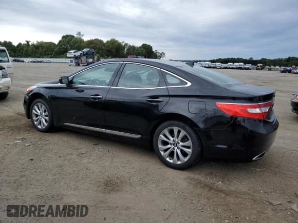 ✅ 2014 Hyundai Azera • VIN: KMHFG4JG1EA353501 • Lot: 69434545. Listed on Copart with 64,693 mi. Free auction sales archive from the USA and detailed vehicle history report at DreamBid. Image 2.