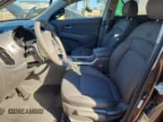 ✅ 2015 Kia Sportage LX • VIN: KNDPB3ACXF7759905 • Lot: 90065585. Wystawiony na Copart z przebiegiem 40 163 mil. Bezpłatny archiwum sprzedaży aukcyjnych z USA i szczegółowy raport historii pojazdu na DreamBid. Zdjęcie 7.