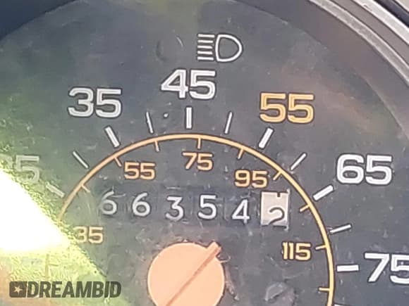 ✅ 1988 Chevrolet Suburban • VIN: 1GNGR26NXJF113866 • Lot: 43812716. Listed on IAAI with 87,996 mi. Free auction sales archive from the USA and detailed vehicle history report at DreamBid. Image 12.