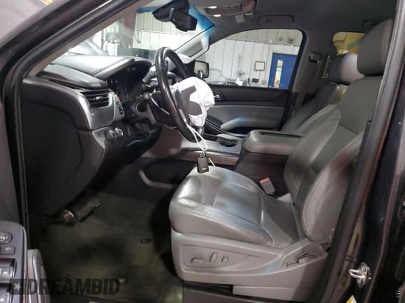 ✅ 2015 Chevrolet Suburban LT • VIN: 1GNSKJKC8FR224161 • Lot: 74230004. Wystawiony na Copart z przebiegiem 98 512 mil. Bezpłatny archiwum sprzedaży aukcyjnych z USA i szczegółowy raport historii pojazdu na DreamBid. Zdjęcie 7.