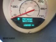 ✅ 2013 Dodge Challenger SXT • VIN: 2C3CDYAG3DH676024 • Lot: 81978724. Wystawiony na Copart z przebiegiem 106 925 mil. Bezpłatny archiwum sprzedaży aukcyjnych z USA i szczegółowy raport historii pojazdu na DreamBid. Zdjęcie 9.