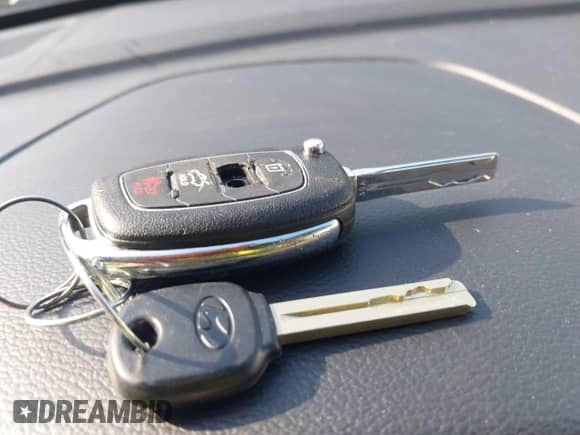 2016 Hyundai Sonata SE with VIN 5NPE24AFXGH421859, listed as a IAAI auction lot 43198351 with 68,275 mi miles and . Bid and sale history available at DreamBid. Image 11.