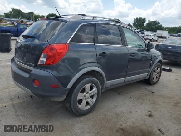 ✅ 2013 Chevrolet Captiva Sport LS • VIN: 3GNAL2EKXDS584320 • Lot: 61982545. Wystawiony na Copart z przebiegiem 201 365 mil. Bezpłatny archiwum sprzedaży aukcyjnych z USA i szczegółowy raport historii pojazdu na DreamBid. Zdjęcie 3.