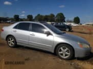 ✅ 2004 Honda Accord EX • VIN: 1HGCM55644A101085 • Лот: 77772434. Опубликован ранее на Copart с пробегом 340 776 миль. Бесплатный доступ к архиву аукционных продаж из США и подробный отчёт об истории автомобиля на DreamBid. Изображение 4.