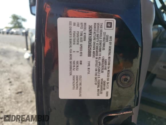 ✅ 1999 Chevrolet Suburban • VIN: 3GNFK16R8XG250888 • Lot: 74305324. Wystawiony na Copart z przebiegiem 208 707 mil. Bezpłatny archiwum sprzedaży aukcyjnych z USA i szczegółowy raport historii pojazdu na DreamBid. Zdjęcie 15.