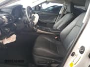 ✅ 2020 Lexus IS 300 • VIN: JTHAA1D21L5105655 • Lot: 79136904. Wystawiony na Copart z przebiegiem 47 111 mil. Bezpłatny archiwum sprzedaży aukcyjnych z USA i szczegółowy raport historii pojazdu na DreamBid. Zdjęcie 7.