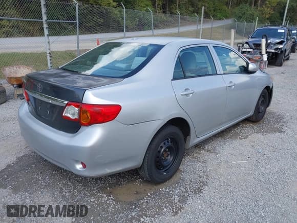 ✅ 2010 Toyota Corolla S • VIN: 1NXBU4EE6AZ343524 • Lot: 43219297. Listed on IAAI with 214,708 mi. Free auction sales archive from the USA and detailed vehicle history report at DreamBid. Image 4.
