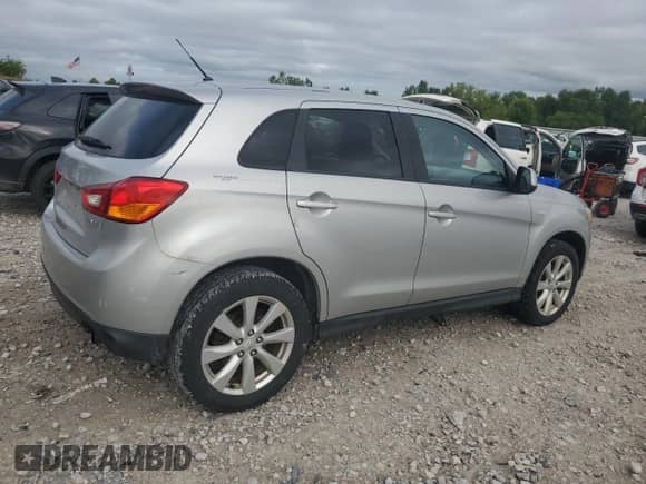 2013 Mitsubishi Outlander ES z VIN 4A4AP3AU7DE003014, wystawiony jako Copart lot #69355425 z przebiegiem 168 413 mil mil oraz Czysty tytuł • Clean title. Historia ofert i sprzedaży dostępna na DreamBid. Obrazek 3.