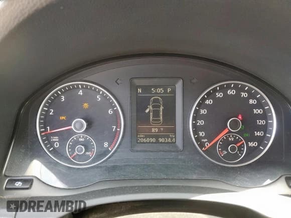 ✅ 2010 Volkswagen Jetta Limited Edition • VIN: 3VWRX7AJ4AM009427 • Lot: 61630225. Listed on Copart with 206,090 mi. Free auction sales archive from the USA and detailed vehicle history report at DreamBid. Image 9.