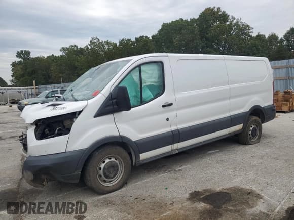 ✅ 2017 Ford Transit • VIN: 1FTYE9ZM0HKA05195 • Лот: 86321885. Опубликован ранее на Copart с пробегом 217 929 миль. Бесплатный доступ к архиву аукционных продаж из США и подробный отчёт об истории автомобиля на DreamBid. Изображение 1.