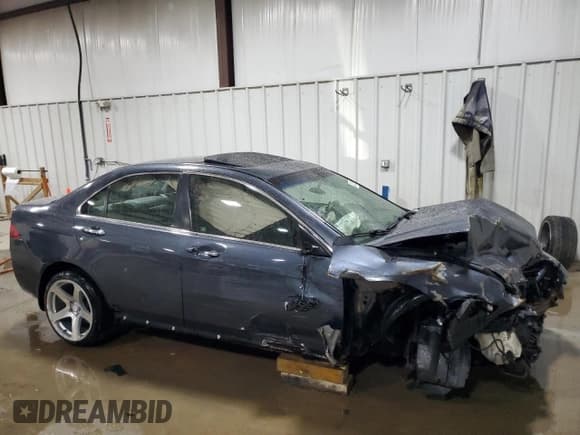 ✅ 2004 Acura TSX • VIN: JH4CL96824C022798 • Lot: 92043965. Listed on Copart with 222,284 mi. Free auction sales archive from the USA and detailed vehicle history report at DreamBid. Image 4.