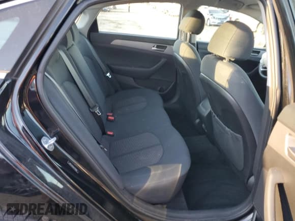 ✅ 2019 Hyundai Sonata SE • VIN: 5NPE24AF6KH755606 • Лот: 68523582. Опубликован ранее на Copart с пробегом 56 131 миль. Бесплатный доступ к архиву аукционных продаж из США и подробный отчёт об истории автомобиля на DreamBid. Изображение 10.