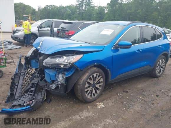 ✅ 2020 Ford Escape Titanium Hybrid • VIN: 1FMCU9DZ1LUA12889 • Lot: 42529492. Listed on IAAI with 51,780 mi. Free auction sales archive from the USA and detailed vehicle history report at DreamBid. Image 2.