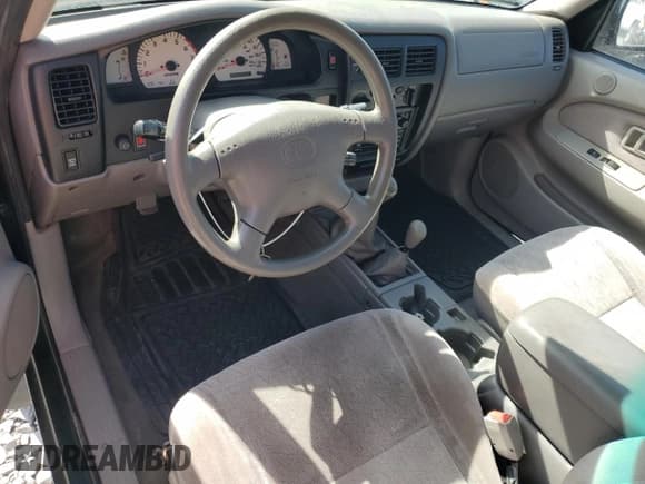 ✅ 2001 Toyota Tacoma • VIN: 5TEWM72N21Z804477 • Lot: 68878795. Wystawiony na Copart z przebiegiem 199 807 mil. Bezpłatny archiwum sprzedaży aukcyjnych z USA i szczegółowy raport historii pojazdu na DreamBid. Zdjęcie 8.