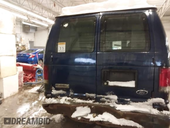 ✅ 2007 Ford Econoline Cargo Commercial • VIN: 1FTNE24W57DA90024 • Lot: 43804505. Listed on IAAI with 235,393 mi. Free auction sales archive from the USA and detailed vehicle history report at DreamBid. Image 17.