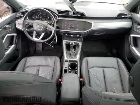 ✅ 2022 Audi Q3 S line Premium • VIN: WA1DECF30N1141684 • Lot: 57807585. Listed on Copart with 40,837 mi. Free auction sales archive from the USA and detailed vehicle history report at DreamBid. Image 8.