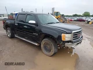 ✅ 2013 GMC Sierra 1500 SLE • VIN: 3GTP2VE7XDG253114 • Лот: 43061071. Опубликован ранее на IAAI с пробегом 185 905 миль. Бесплатный доступ к архиву аукционных продаж из США и подробный отчёт об истории автомобиля на DreamBid. Изображение 1.