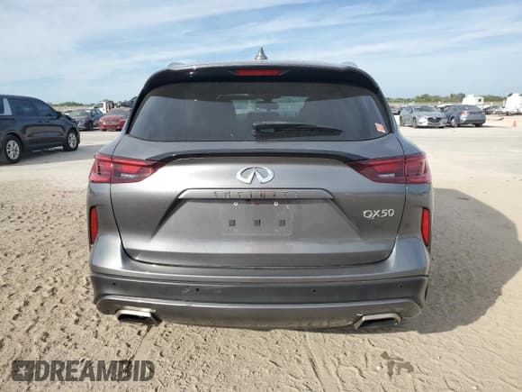 ✅ 2022 Infiniti QX50 Luxe • VIN: 3PCAJ5BA6NF120754 • Lot: 87124524. Wystawiony na Copart z przebiegiem 26 373 mil. Bezpłatny archiwum sprzedaży aukcyjnych z USA i szczegółowy raport historii pojazdu na DreamBid. Zdjęcie 6.