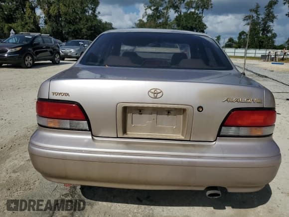 ✅ 1996 Toyota Avalon XL • VIN: 4T1BF12B3TU072119 • Лот: 77070444. Опубликован ранее на Copart с пробегом 177 058 миль. Бесплатный доступ к архиву аукционных продаж из США и подробный отчёт об истории автомобиля на DreamBid. Изображение 6.