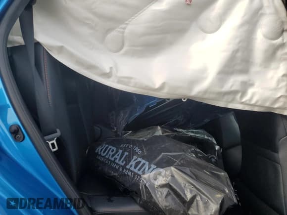 ✅ 2017 Toyota RAV4 SE • VIN: 2T3JFREV1HW668974 • Lot: 89700705. Wystawiony na Copart z przebiegiem Nie podano. Bezpłatny archiwum sprzedaży aukcyjnych z USA i szczegółowy raport historii pojazdu na DreamBid. Zdjęcie 11.