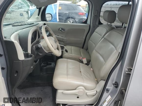 ✅ 2010 Nissan Cube S • VIN: JN8AZ2KR7AT155666 • Лот: 81821375. Опубликован ранее на Copart с пробегом 68 710 миль. Бесплатный доступ к архиву аукционных продаж из США и подробный отчёт об истории автомобиля на DreamBid. Изображение 7.