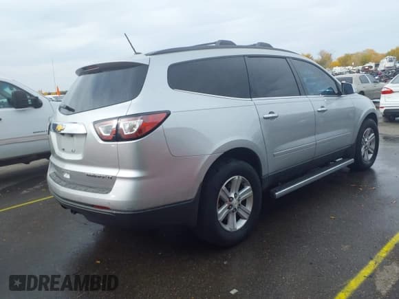 ✅ 2014 Chevrolet Traverse LT • VIN: 1GNKVGKD1EJ306555 • Lot: 43509140. Listed on IAAI with 165,895 mi. Free auction sales archive from the USA and detailed vehicle history report at DreamBid. Image 4.
