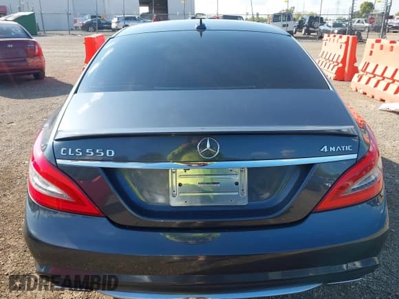 ✅ 2014 Mercedes-Benz CLS 550 • VIN: WDDLJ9BB2EA124923 • Лот: 43280596. Опубликован ранее на IAAI с пробегом 106 458 миль. Бесплатный доступ к архиву аукционных продаж из США и подробный отчёт об истории автомобиля на DreamBid. Изображение 16.